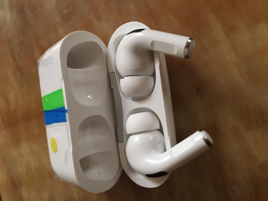 Apple - Airpods  PRO  3rd Generation 