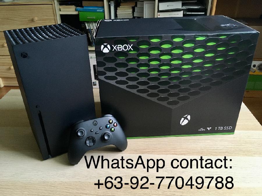 Brand new Microsoft - Xbox Series X 1TB Console - Black